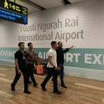 Bikin Keonaran dengan Pukul Warga Lokal, Pria Asal Italia Dideportasi